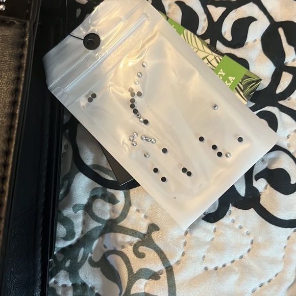 Badgley Mischka Rhinestone Crossbody/Clutch - Picture 6 of 7